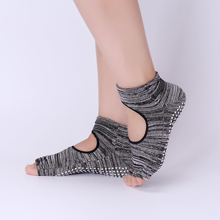 Non-Slip Yoga Socks with Grips - Pilates Yoga Barre review and price